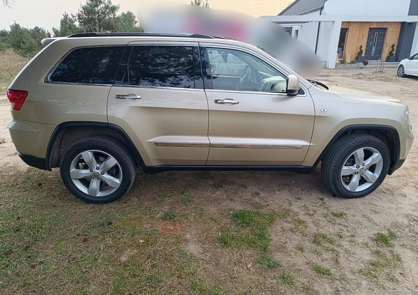 Jeep Grand Cherokee cena 62500 przebieg: 231000, rok produkcji 2011 z Poznań małe 121